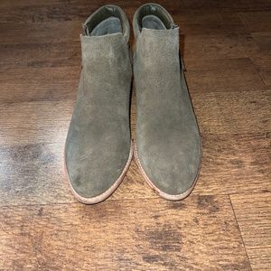 Steve Madden booties